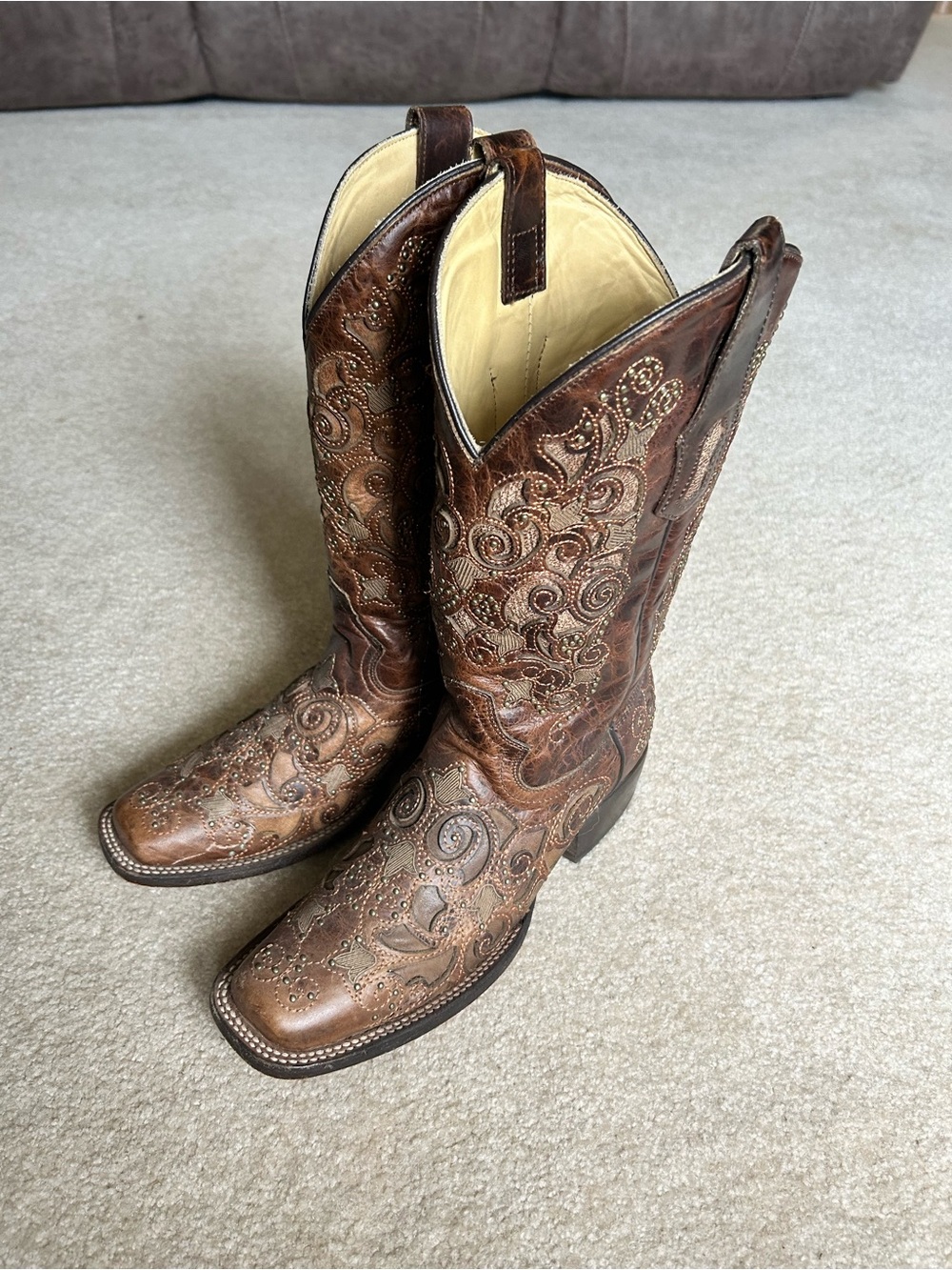Women's Brown Embroidered Leather Western Boots